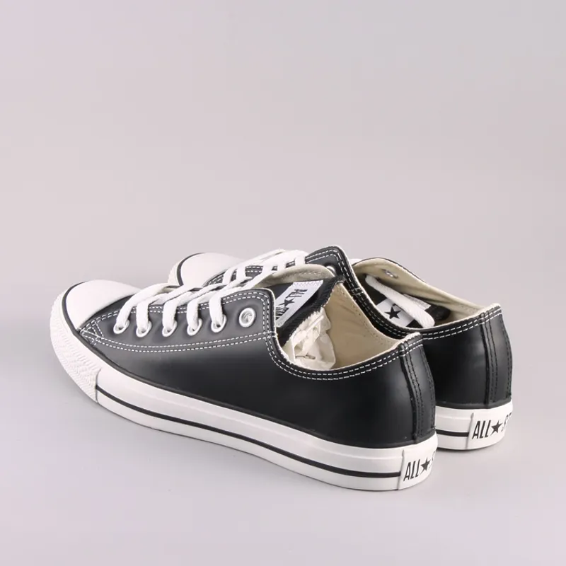 Converse Chuck Taylor All Star Leather - Black-1